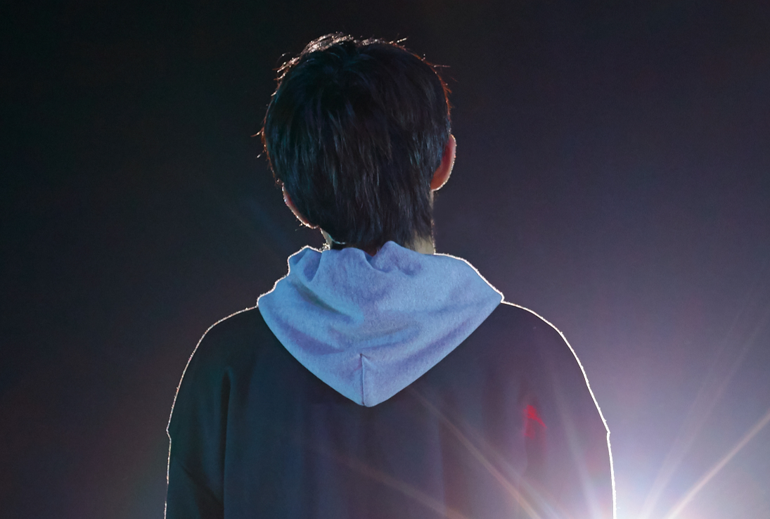 易烊千玺唱歌视频 7c35fe106c6b4ee280b2ad40bcd5a934.png