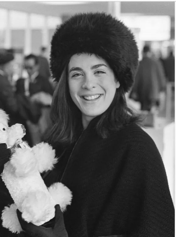 eleanor bron