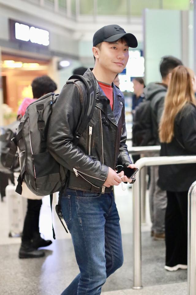 机车夹克内搭男 8961a96aba454361be99dfffa229318e.jpeg