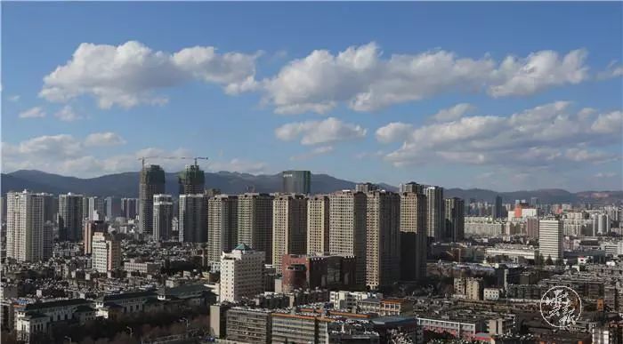京东方与华为经济总量各是多少_华为京东方屏幕(2)