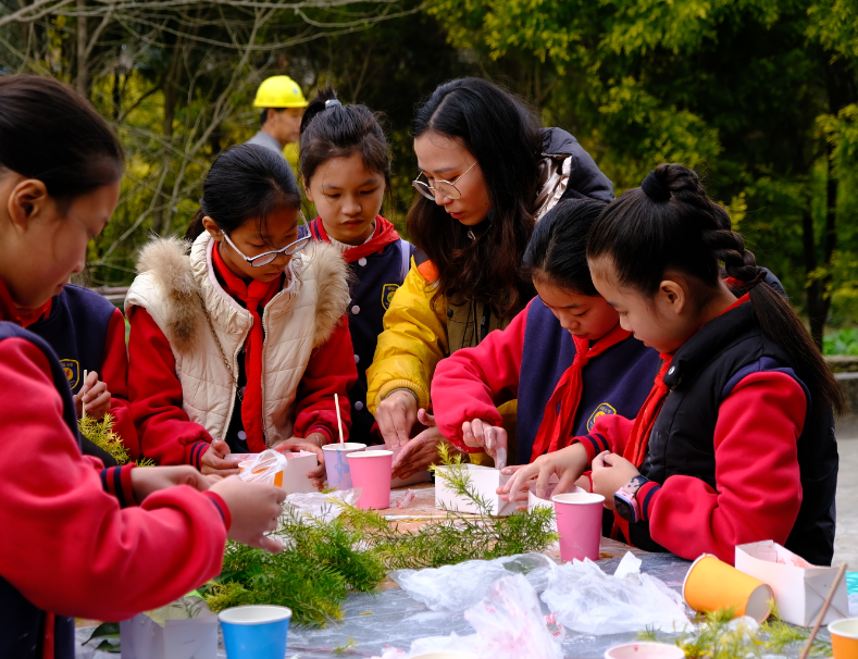 重庆市北碚区柳荫镇中心小学校2019美育研学旅行实践活动圆满结束