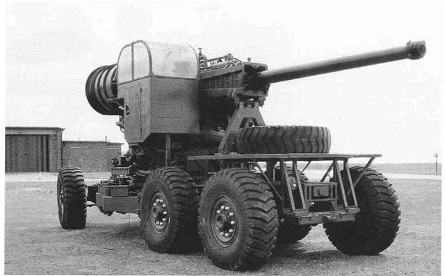高射炮的巅峰之作,英国采用弹鼓供弹的127毫米高炮,96