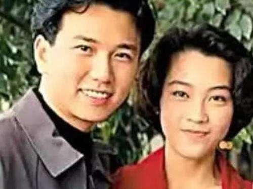 温兆伦的二婚妻子是其女助理潘燕妮.不过这段婚姻也没有持续多久.