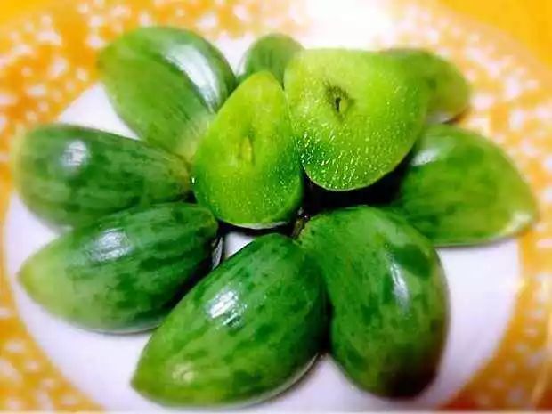 怎样腌腊八蒜又绿又脆又好吃 27394c8a950d47ce86d85fe54209745e.jpeg