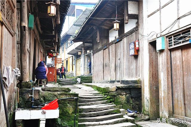屏山多少人口_屏山风景速写(3)