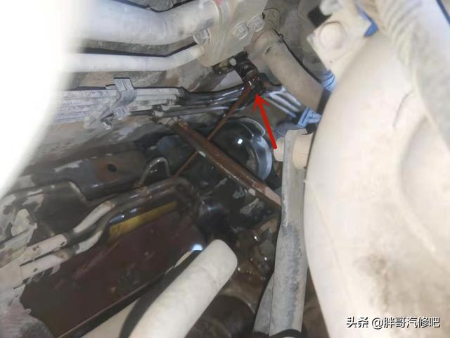 自己怎么洗发动机水箱 30f91461ebad4e9683e313ae972bda89.jpeg