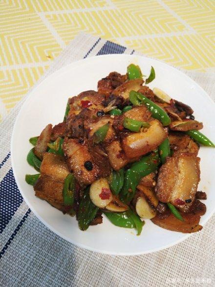 回锅肉如何做没腥味 310394863899436295c5e6075fd344e8.jpeg