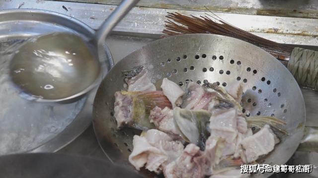 在家怎么做火锅步骤 5b2eab43cc2b4fd3bc7cb03fabeda63a.jpeg