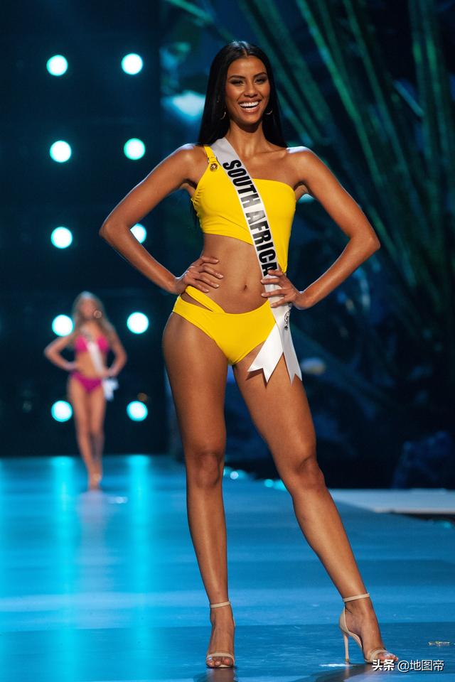 曼德拉当总统前，南非的白人与黑人有何差别？