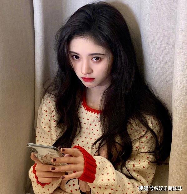怎么自拍好看又真实 871e9dc221664ffc99c2f257ff276dbf.jpeg