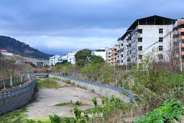 闽清关山村:从山区到县城,小山村大变样