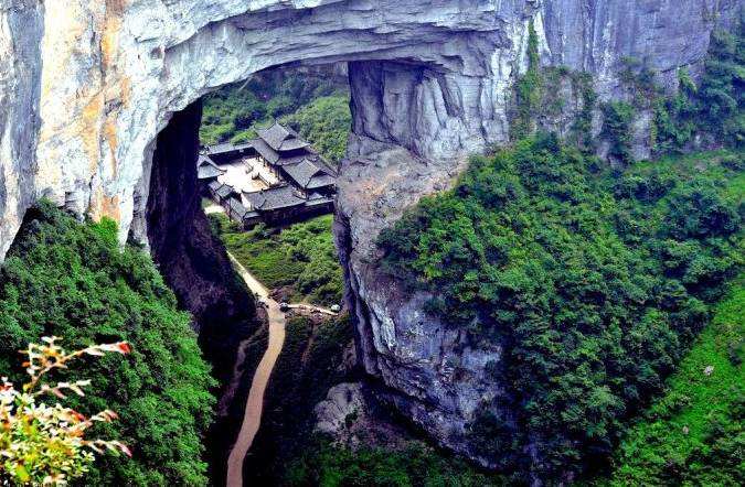 武隆旅游攻略,带你玩转仙女山,天坑地缝