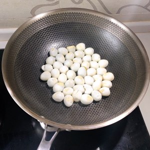 鹌鹑蛋怎么炒好吃营养又简单 965e8b4e40fe4cf6a7cc94f9b4f8eebd.jpeg