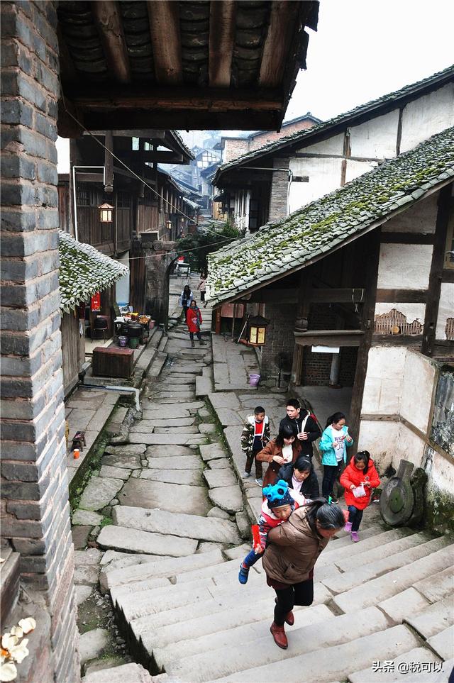 屏山多少人口_屏山风景速写(3)