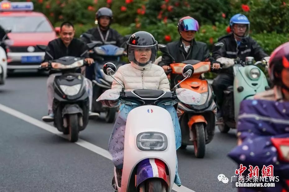 多少岁才可以骑电动自行车 9f6eb14291ca4832a022e3392bd0abe4.jpeg