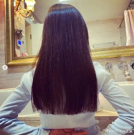 自己怎么剪头发在家 a2c7f74d562e47e497341f59d8e56740.jpeg