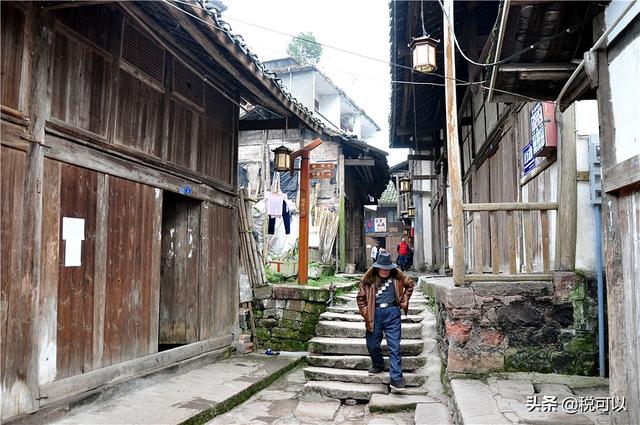 屏山多少人口_屏山风景速写(3)