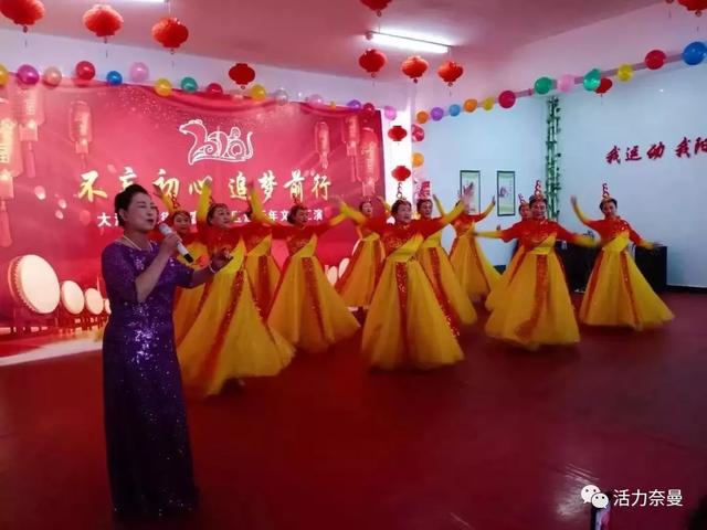 中国最美的歌唱给妈妈曲谱_最美的歌唱给妈妈曲谱