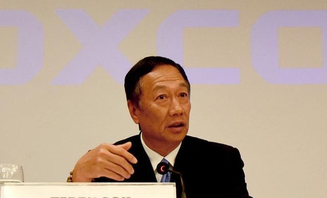 郭台铭后悔莫及？当初的“如意算盘”，如今变