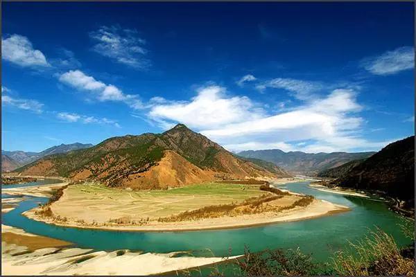 云南旅游景点大全排行 180691ca6c3e48939f4b3f826ce7339d.jpeg