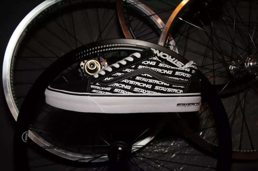 viviennewestwood vans 1dd320345e9a47eaad792b30bba657a3.jpeg