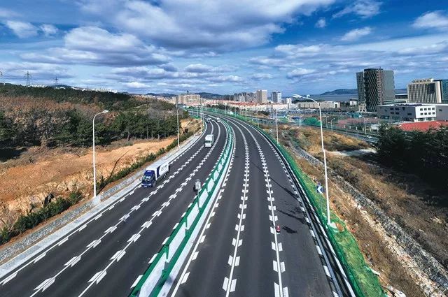 城区环山快速路主线贯通