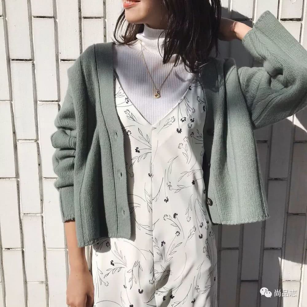 慵懒法式开衫 6fda17aed2534d538ea79452eef9f53a.jpeg