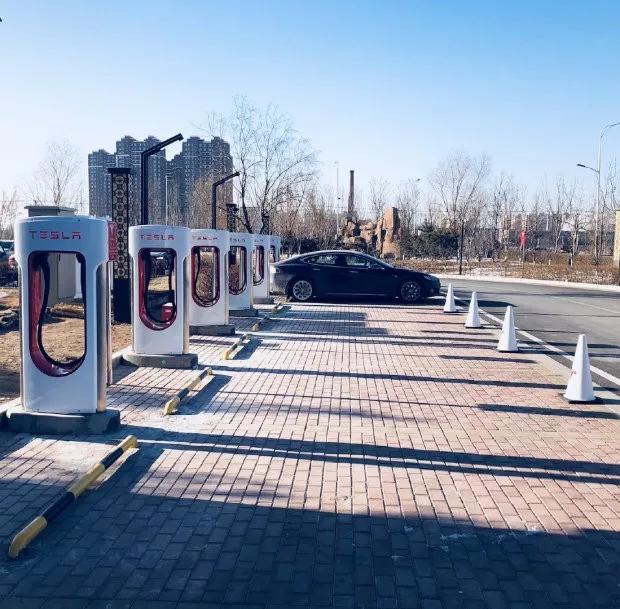 包牌不到30万的Model3眼看要卖爆，为什么中国待特斯拉“比亲儿子还亲”（最新发布）