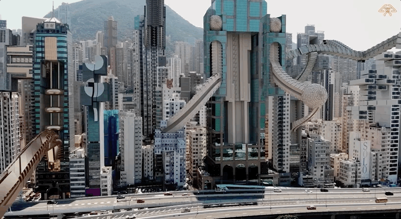 他让香港深圳的高楼大厦都活了,场面像科幻大片,简直是外星文明