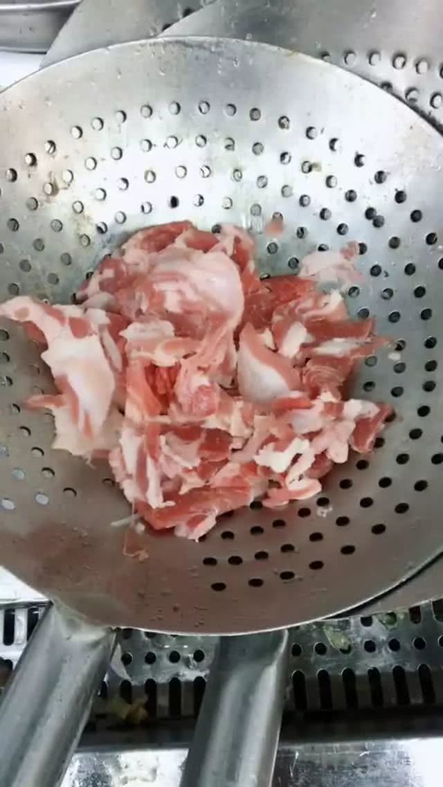 976bf4d58618490a89665fdbad0e7b74.jpeg