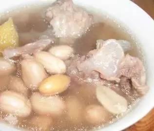 排骨汤怎么炖好喝营养 cd5c87a3c1a74353be790fe037a1db50.jpeg