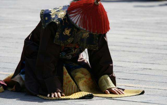 少说话多磕头 d2687afe94ff4081af5b0dce3f163ffb.jpeg