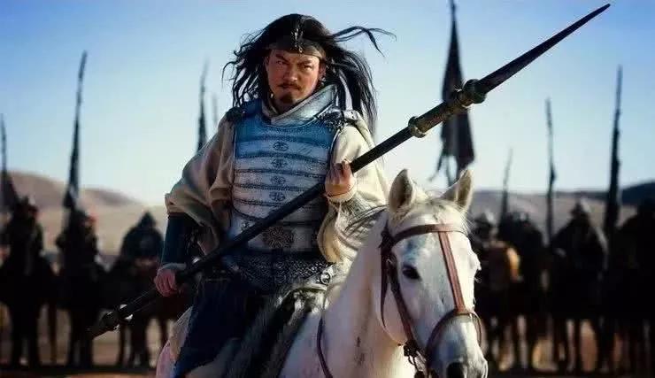 三国|五虎上将的兵器都叫什么？关羽的叫青龙偃月刀，其他4位用什么？