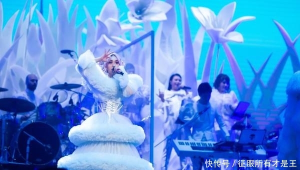 说爱你歌曲谁唱的 32bcc677ea68486bb815c62cf0010626.jpeg