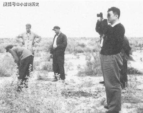 贺老总生平