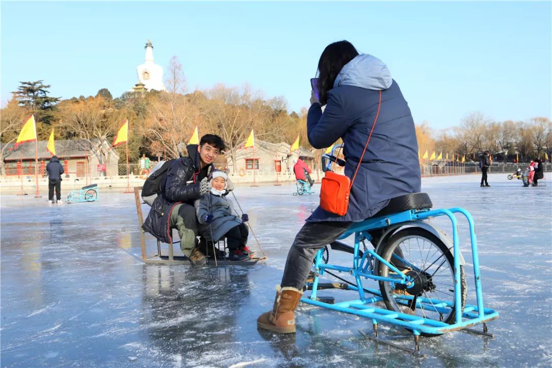 北海冰场正式开门迎客,清代皇家"冰嬉"再现西城!