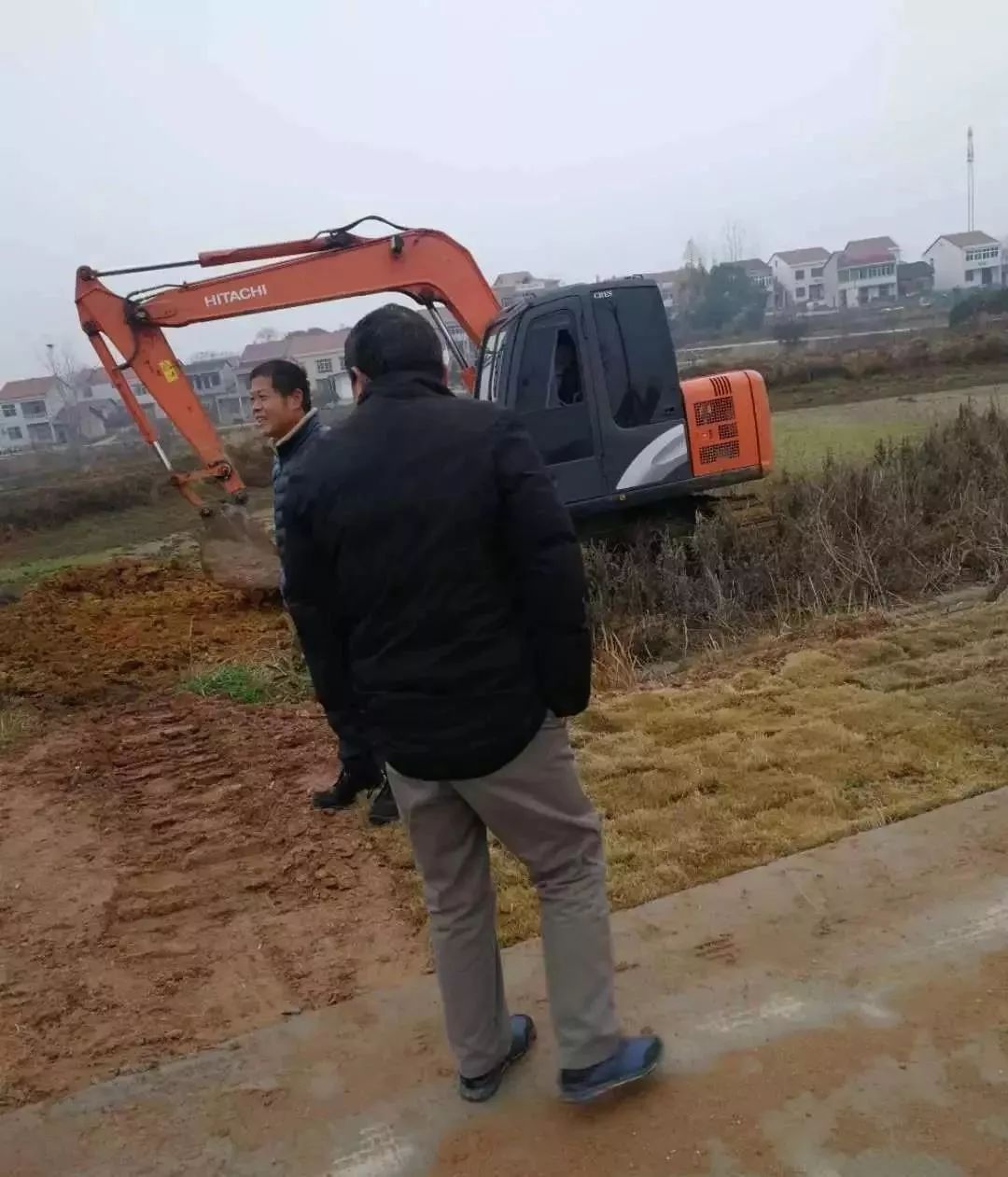 路肩人口_路肩墙(2)