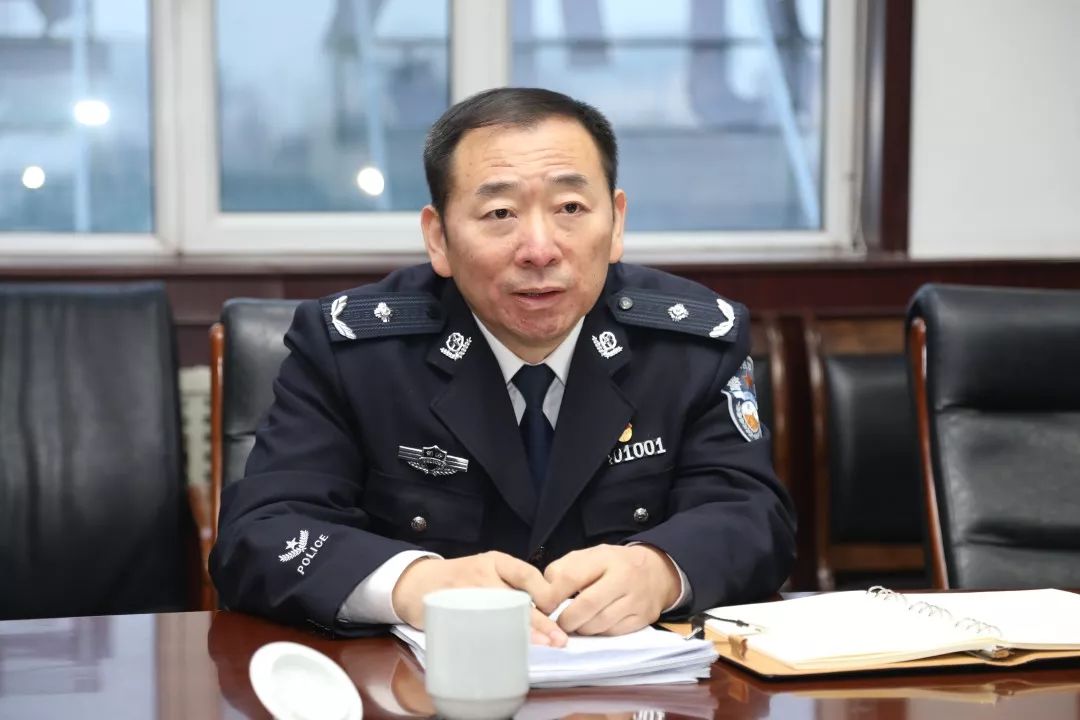 王锁成到太原一监检查调研
