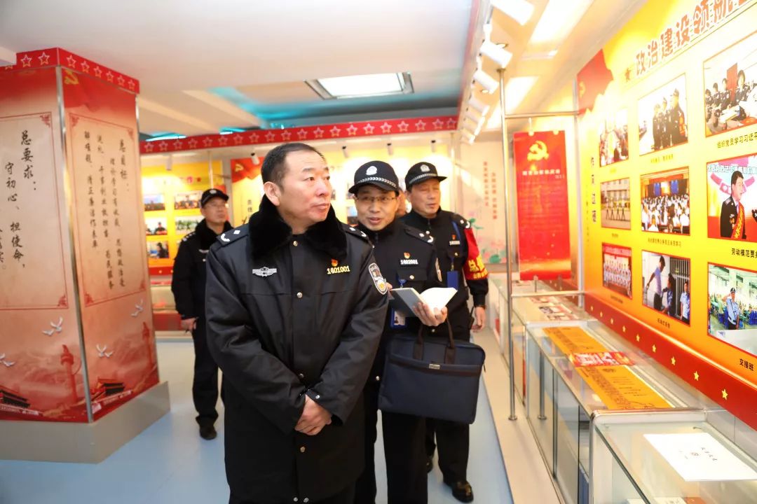 王锁成到太原一监检查调研