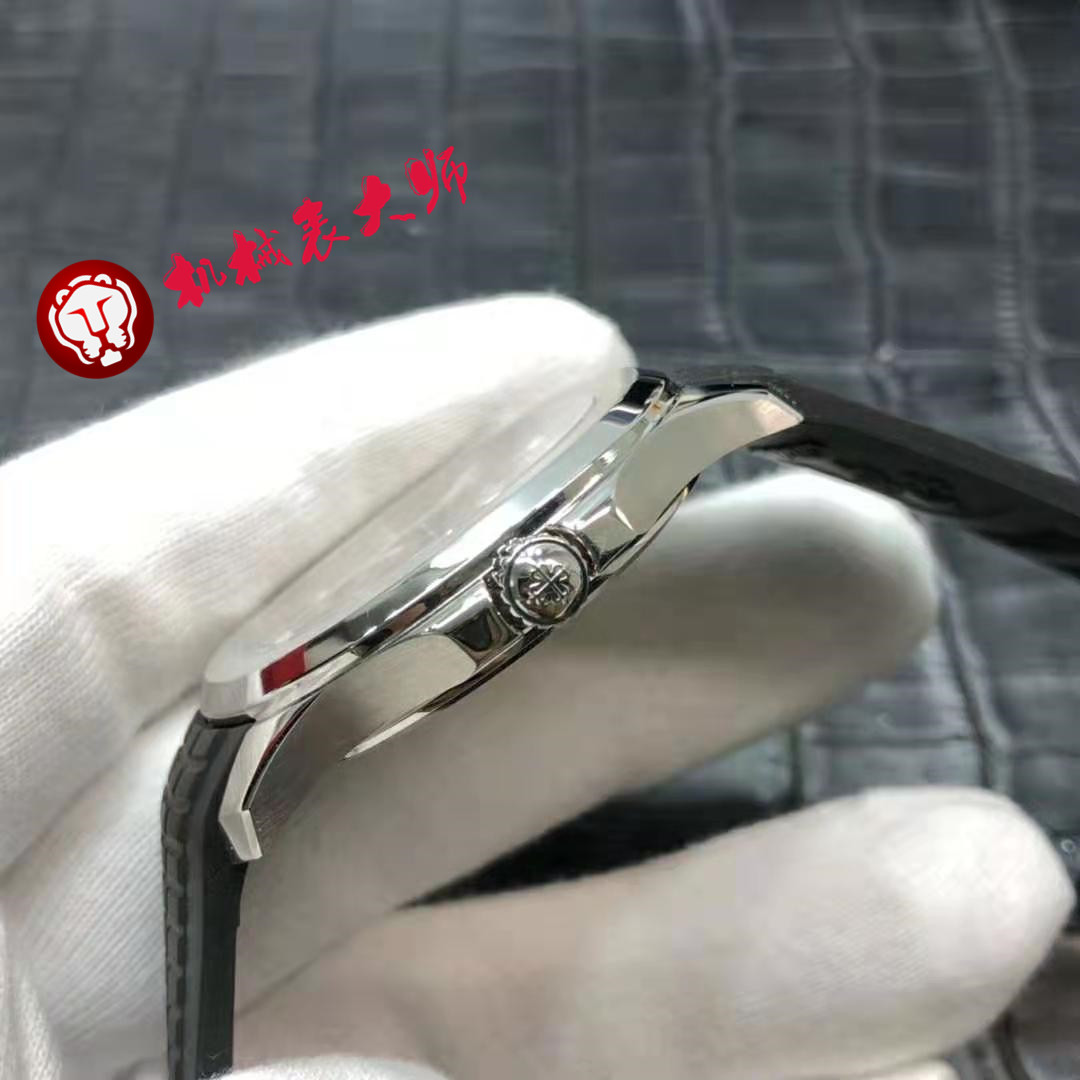 百达翡丽AQUANAUT系列型号5167A-001欣赏