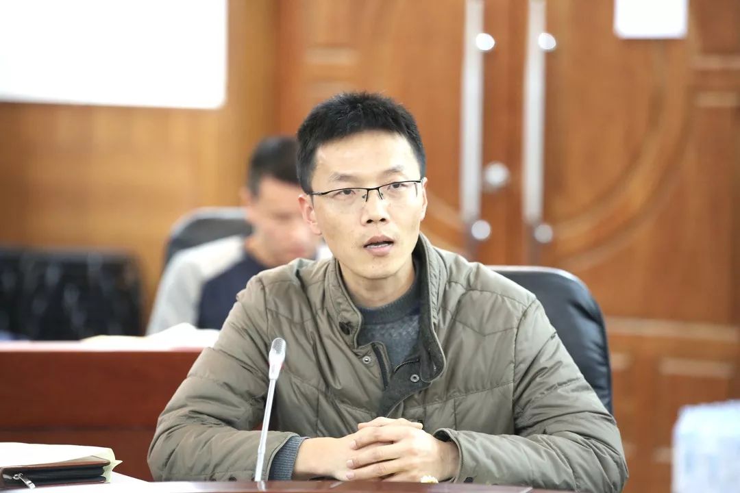 上海奉贤区勇者青少年俱乐部理事长张滔发言