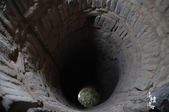 雷台汉墓，国宝马踏飞燕就在这里出土，还有千年雄狮，却鲜为人知