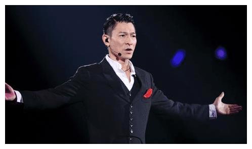 杰克逊出场费价目表 fde60c83d5fa49dbafb263de4e08aaaf.jpeg