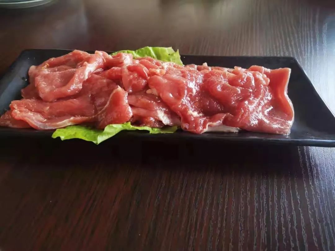 怎么挑选牛肉比较嫩 08d885ca64a64c9aa34a8509a3a20e38.jpeg