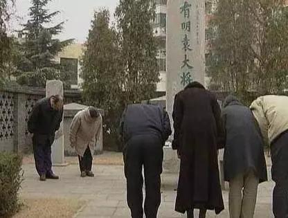后金|袁崇焕被凌迟后，贴身侍卫对天立下3个毒誓，后人执行387年至今