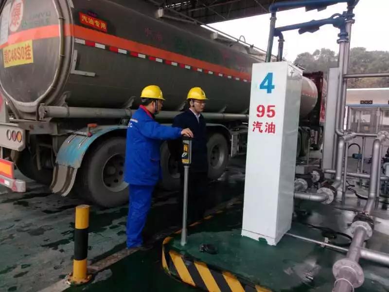 中石化江西宜春石油:班子赴一线开展安全