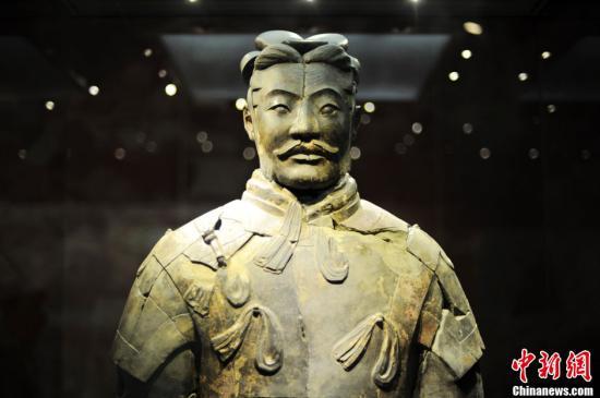 秦始皇帝陵博物院完成一号坑18件陶俑、8件陶马提取拼对