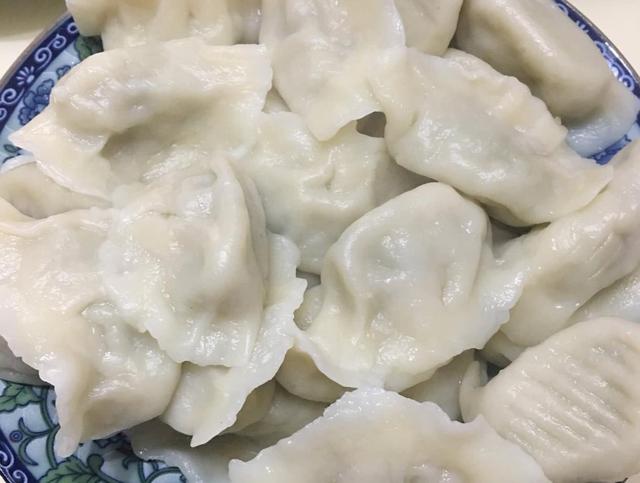 萝卜馅饺子怎么不出水 59eb0270872b40bc902bd1def2e37038.jpeg