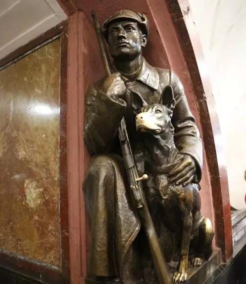 普京20年风雨路：强人政治如何改写俄罗斯命运