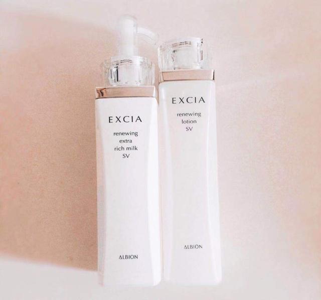 皮肤修复乳多少钱一盒 79fb1f4d32a84de183a3071faf855492.jpeg